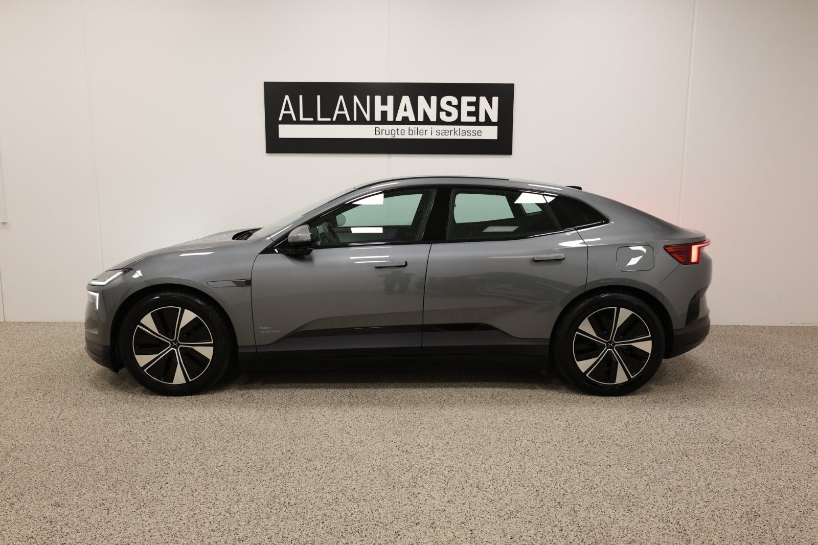 undefined Polestar 4 fra 2025