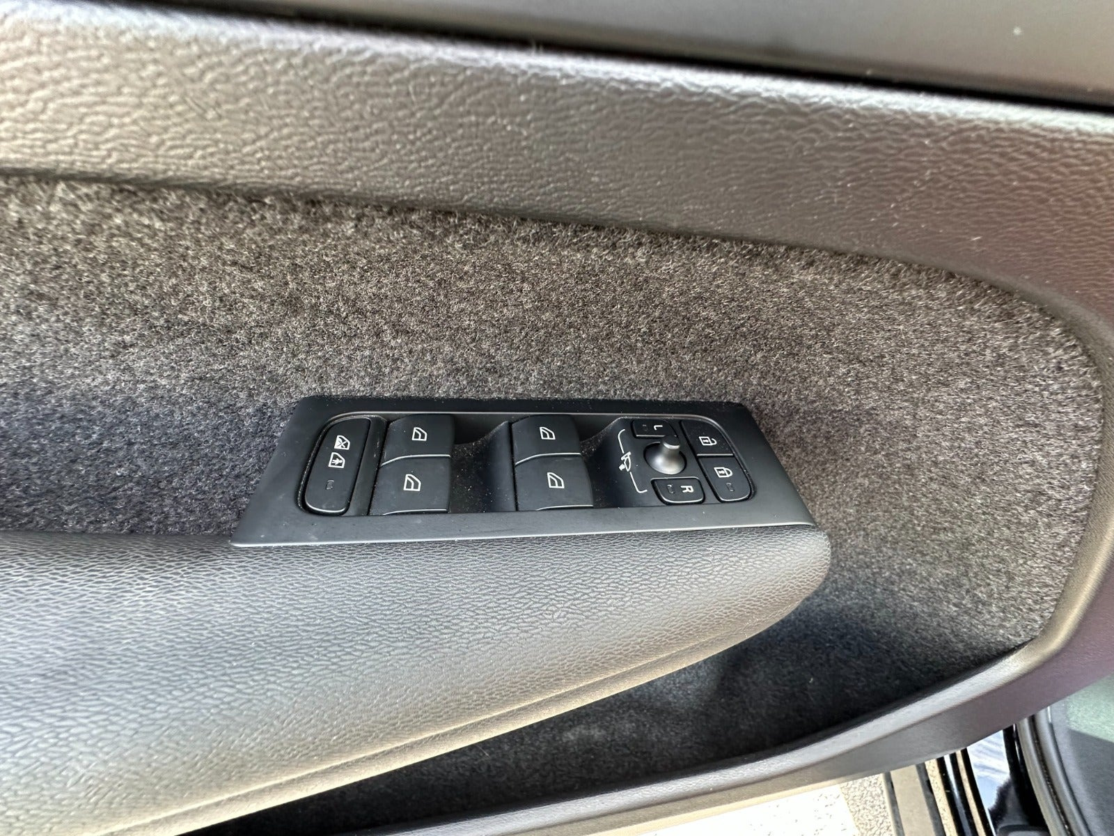 undefined Volvo XC40 fra 2022