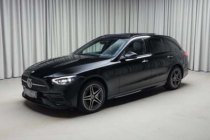 Sort Mercedes C300 e fra 2022 set udefra