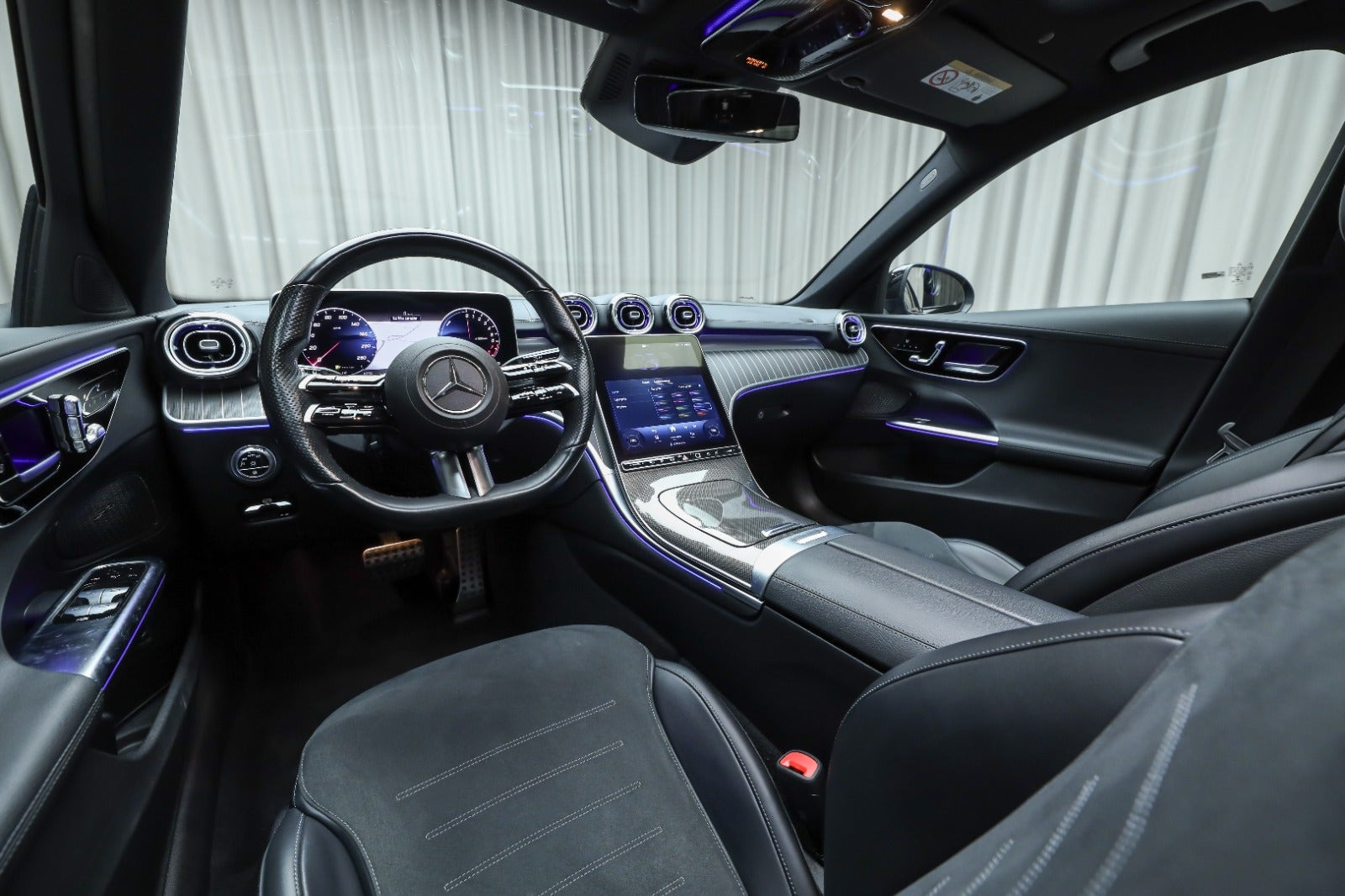 Sort Mercedes C300 e fra 2022