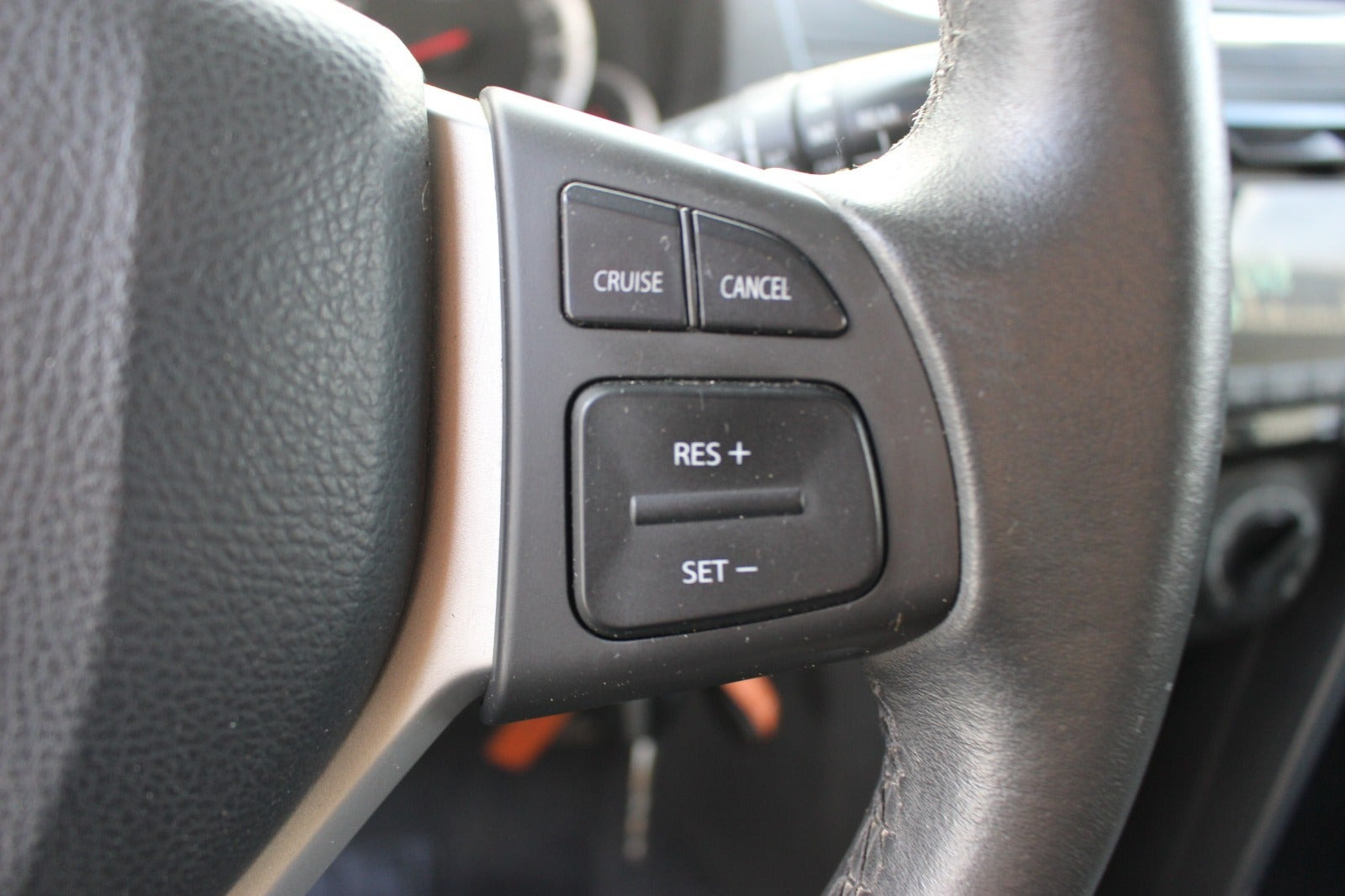Sort Suzuki Swift fra 2012