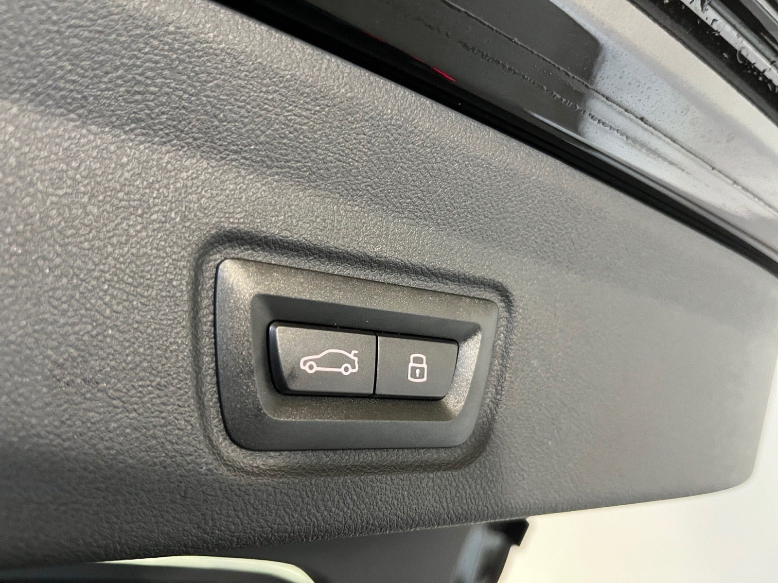 Sort BMW i4 fra 2025