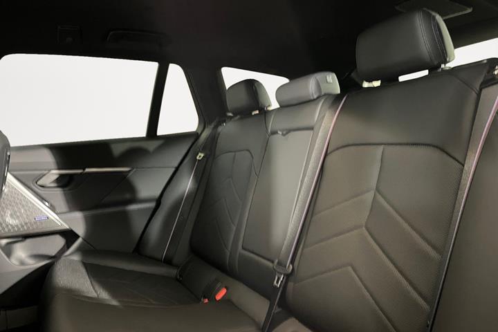 Sort BMW i5 fra 2026