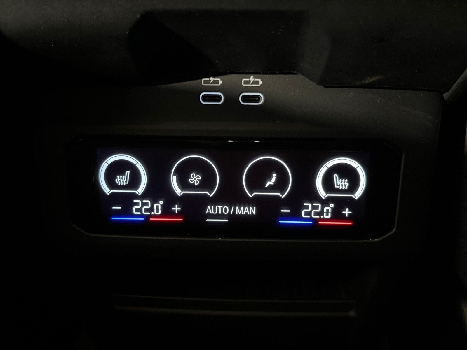 Sort BMW i5 fra 2025