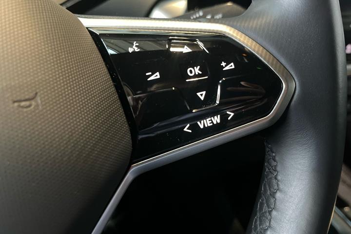 Rød VW ID.5 fra 2024