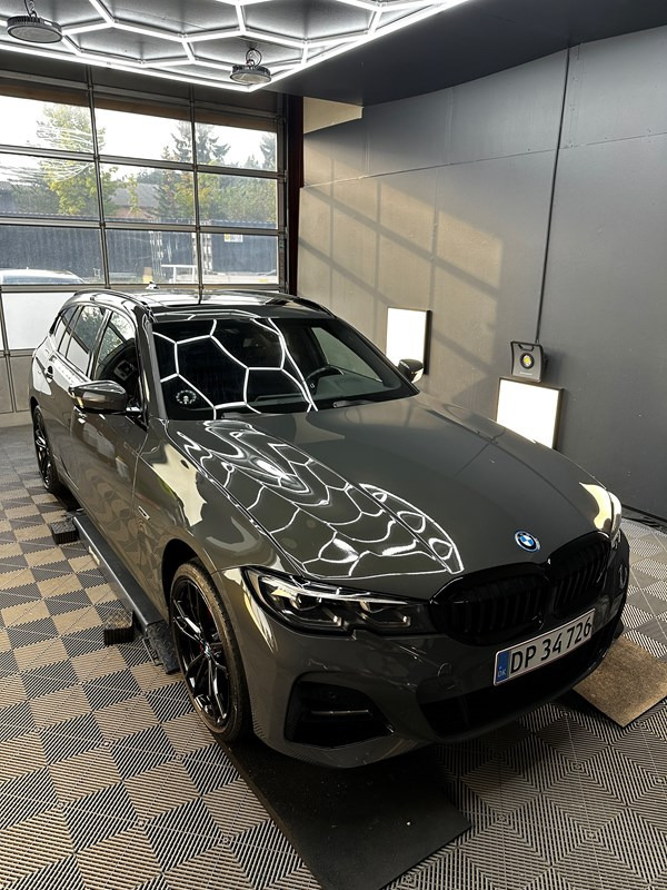 BMW 330e 330e Touring Steptronic