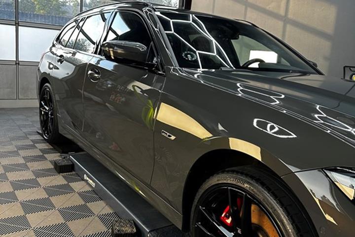 undefined BMW 330e fra 2022