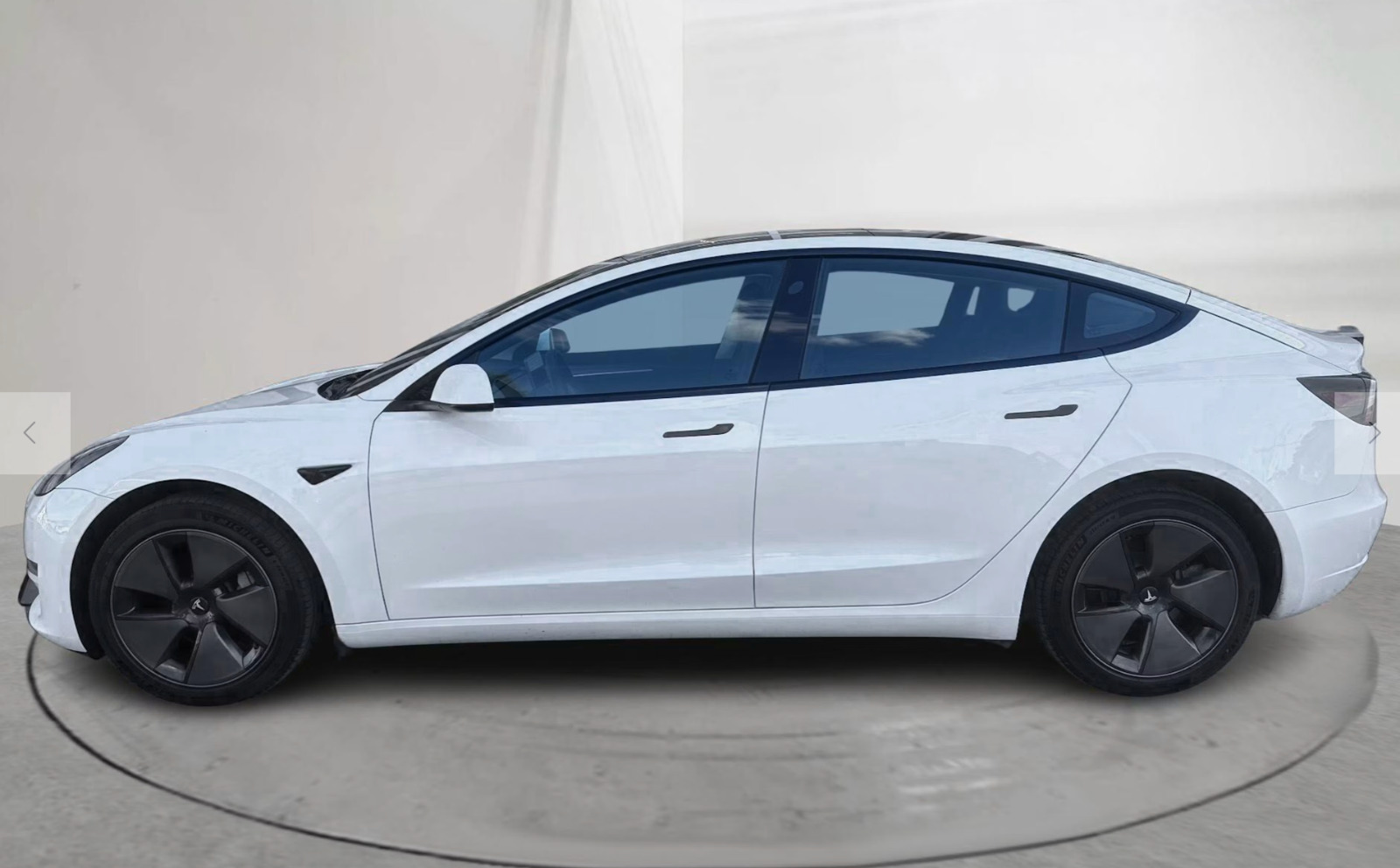 Tesla Model 3 Long Range RWD