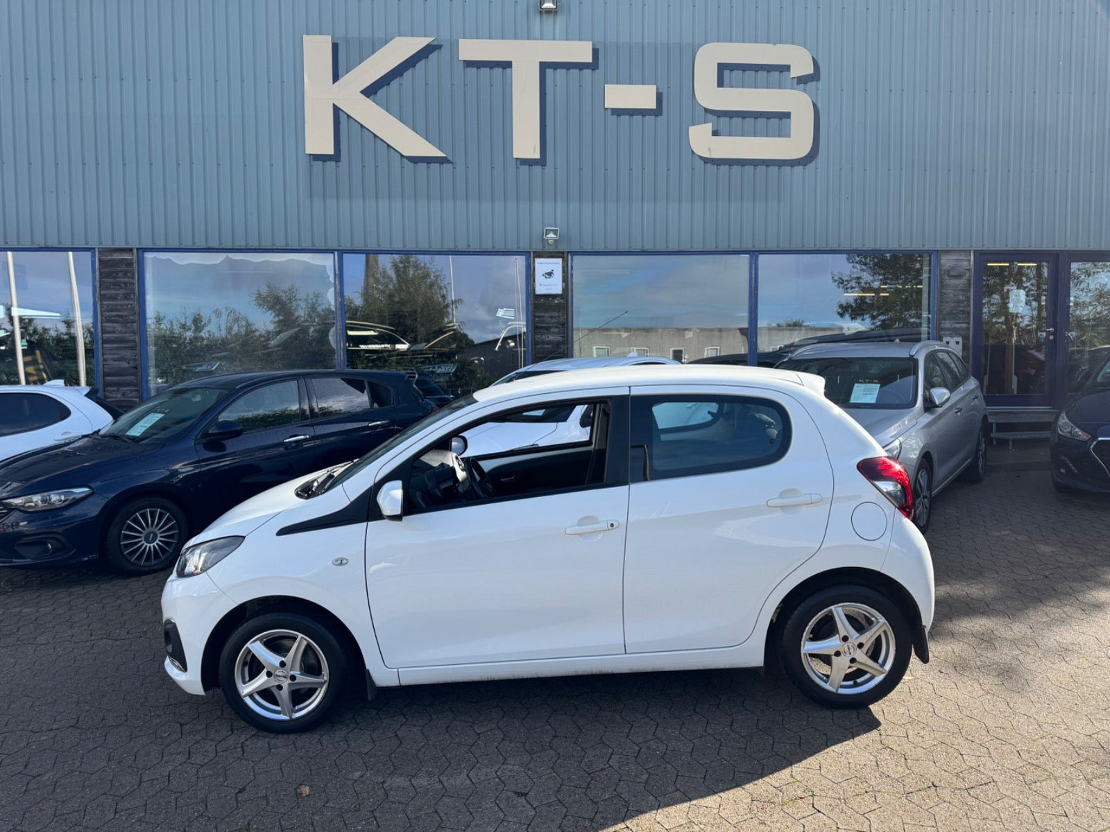 Hvid Peugeot 108 fra 2018