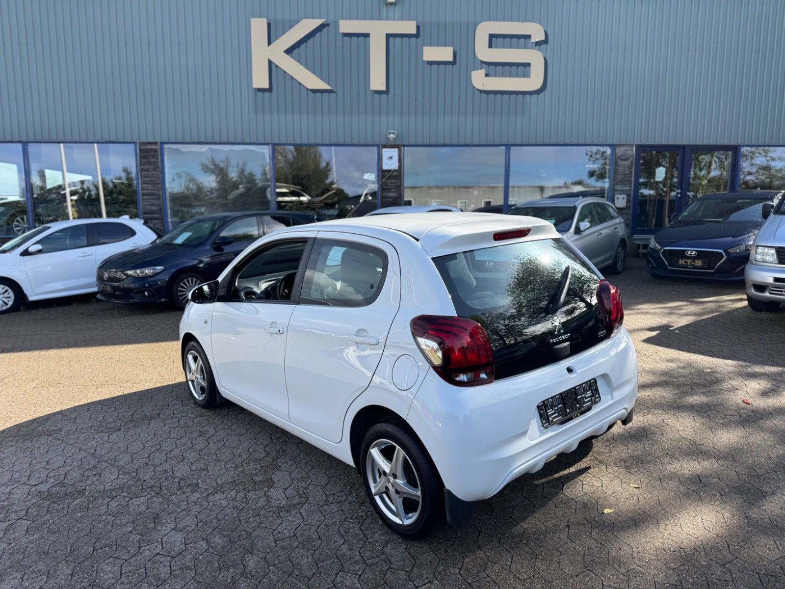 Hvid Peugeot 108 fra 2018