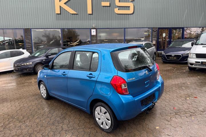 Blå Suzuki Celerio fra 2015