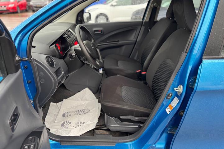 Blå Suzuki Celerio fra 2015