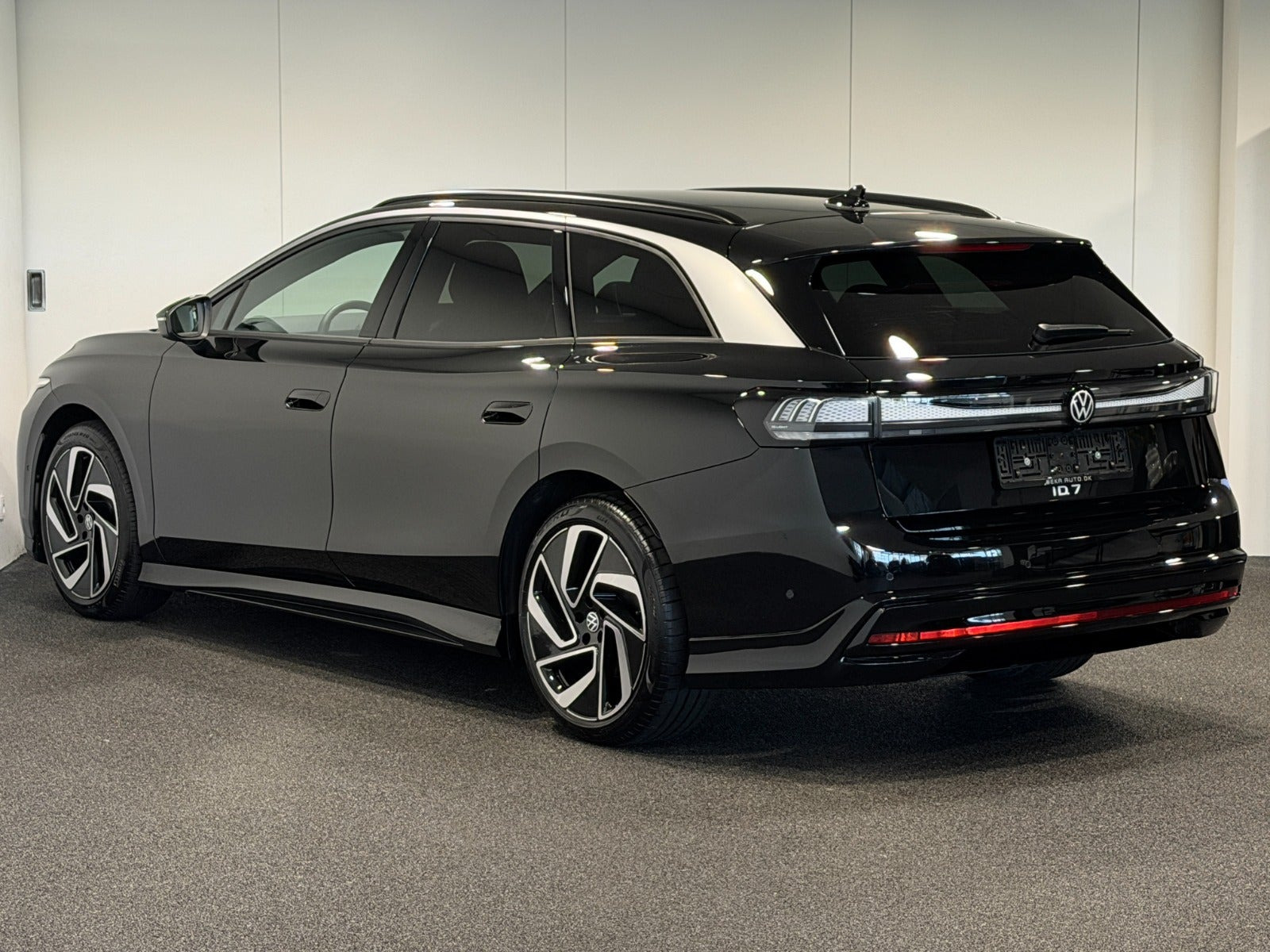 Sort VW ID.7 fra 2025