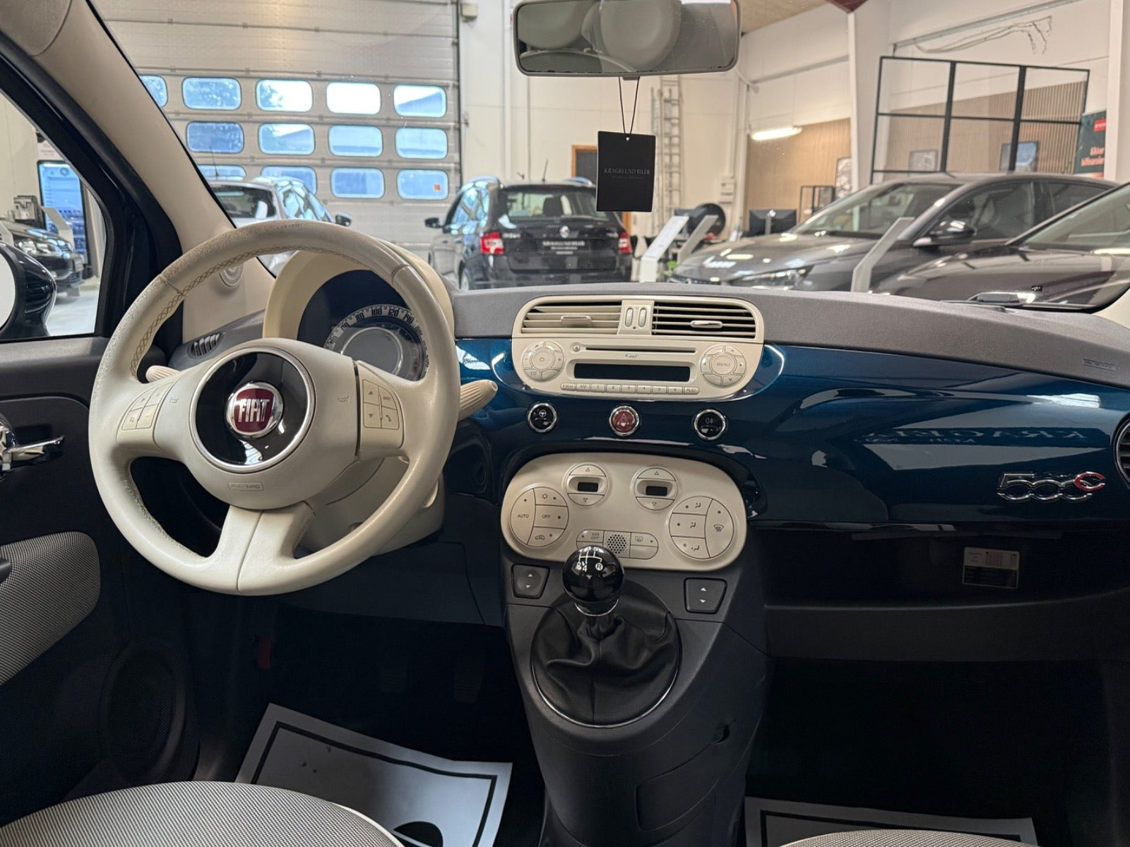 Grøn Fiat 500 fra 2013