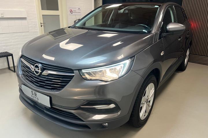 Grå Opel Grandland X fra 2019