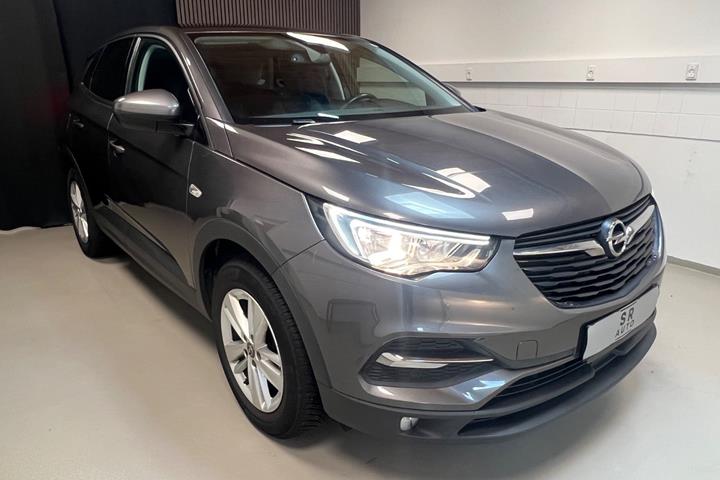 Grå Opel Grandland X fra 2019