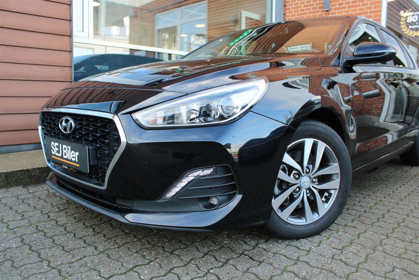 Sort Hyundai i30 fra 2020