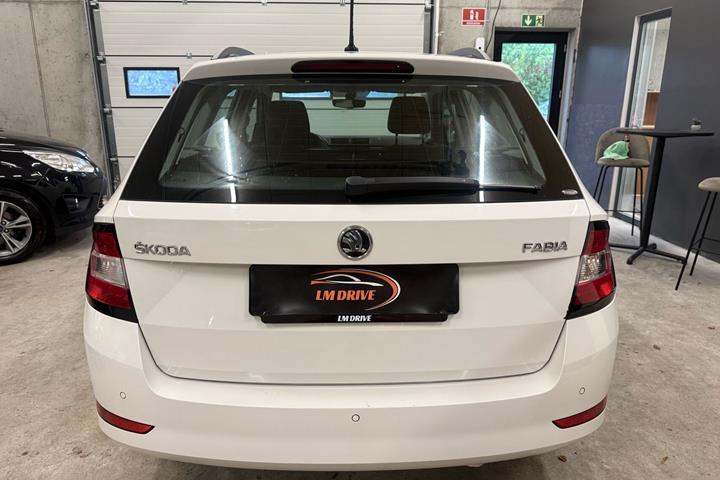 Hvid Skoda Fabia fra 2019