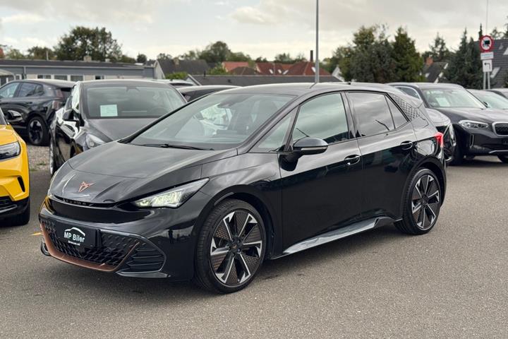Sort Cupra Born fra 2025