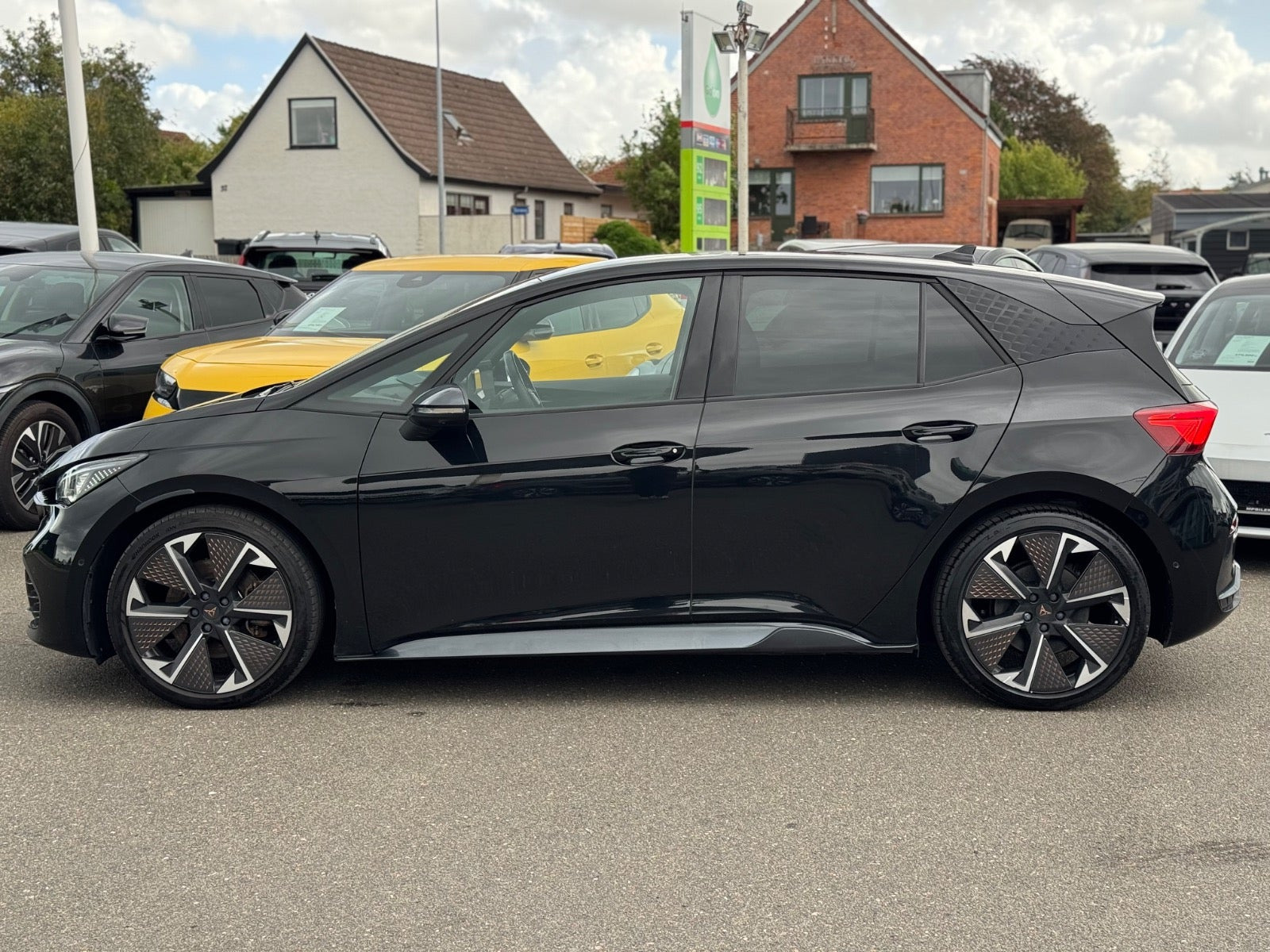 Sort Cupra Born fra 2025