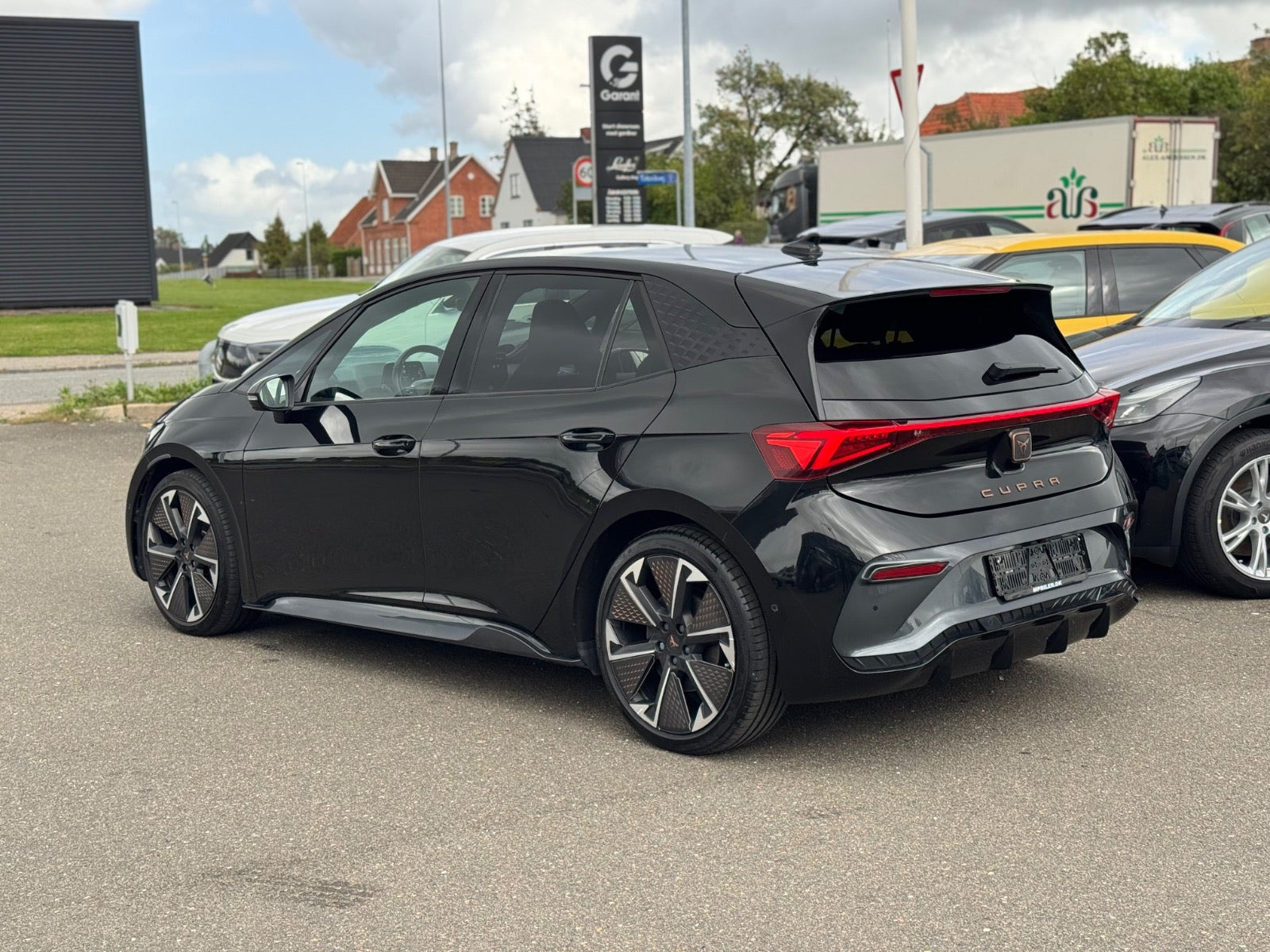 Sort Cupra Born fra 2025