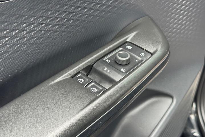 Sort Cupra Born fra 2025