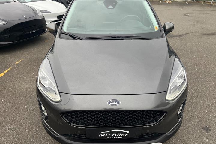 Grå Ford Fiesta fra 2021