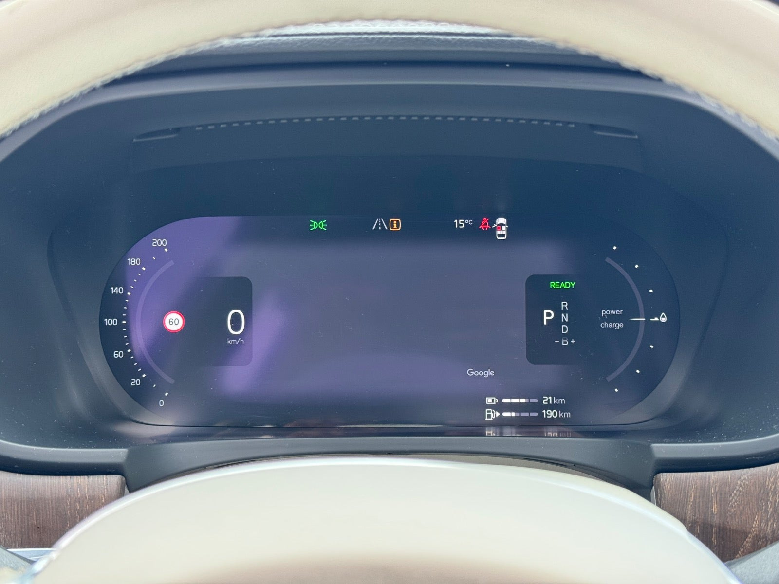Blå Volvo V90 fra 2022