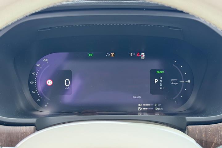 Blå Volvo V90 fra 2022