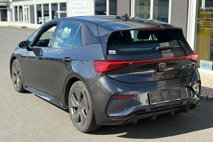 Grå Cupra Born fra 2022