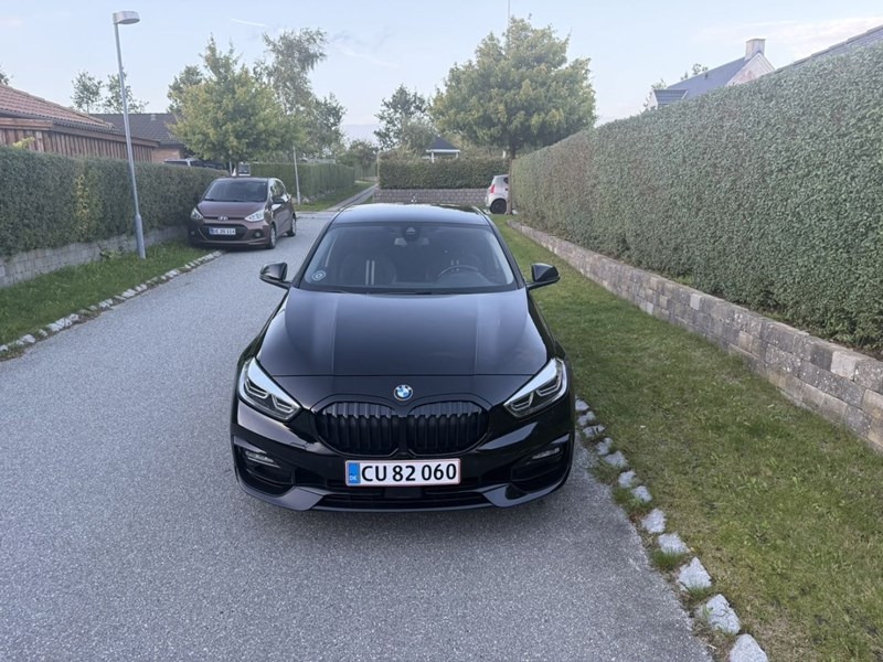 undefined BMW 118d fra 2021