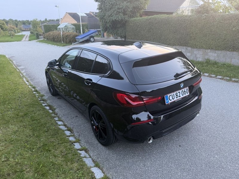 undefined BMW 118d fra 2021