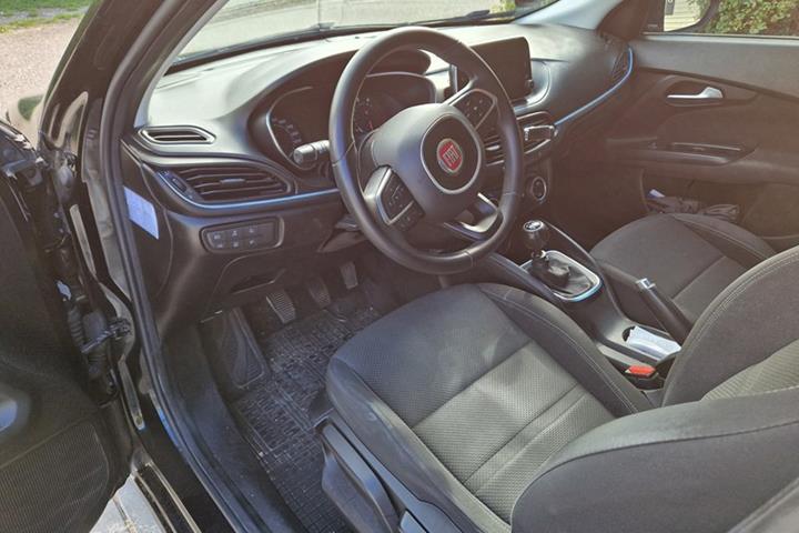 undefined Fiat Tipo fra 2017