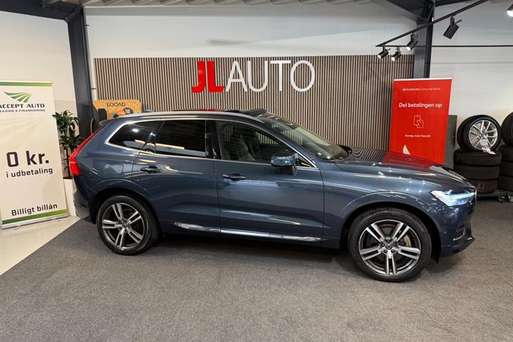 Blå Volvo XC60 fra 2021