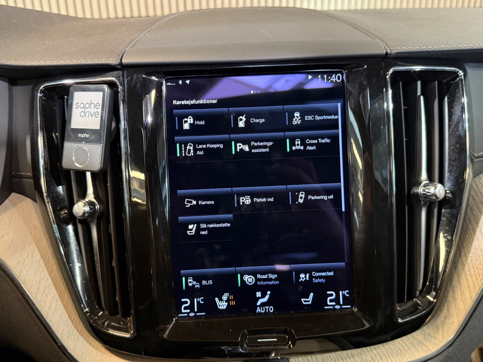 Blå Volvo XC60 fra 2021