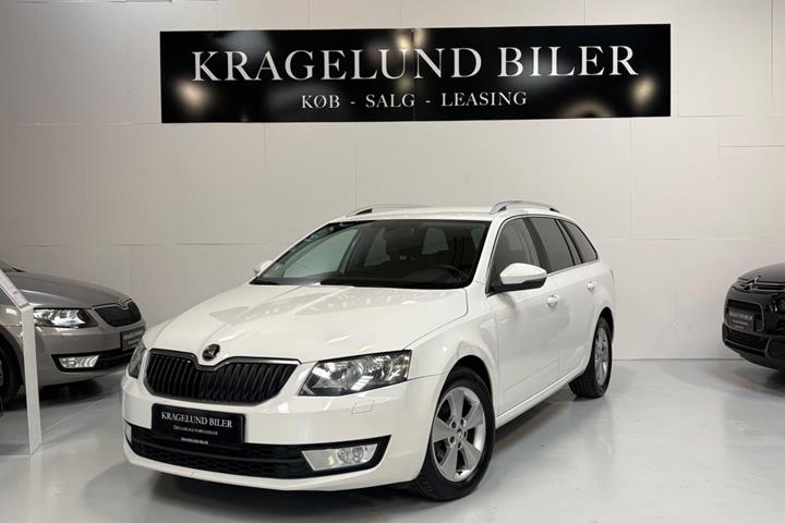 undefined Skoda Octavia fra 2016 set udefra
