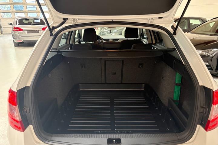 undefined Skoda Octavia fra 2016