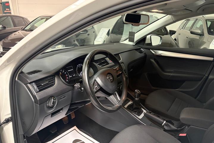 undefined Skoda Octavia fra 2016