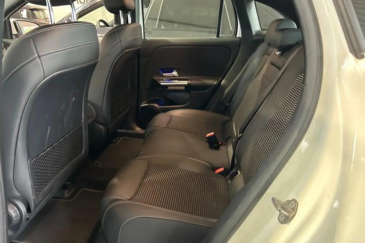 undefined Mercedes EQA250 fra 2021