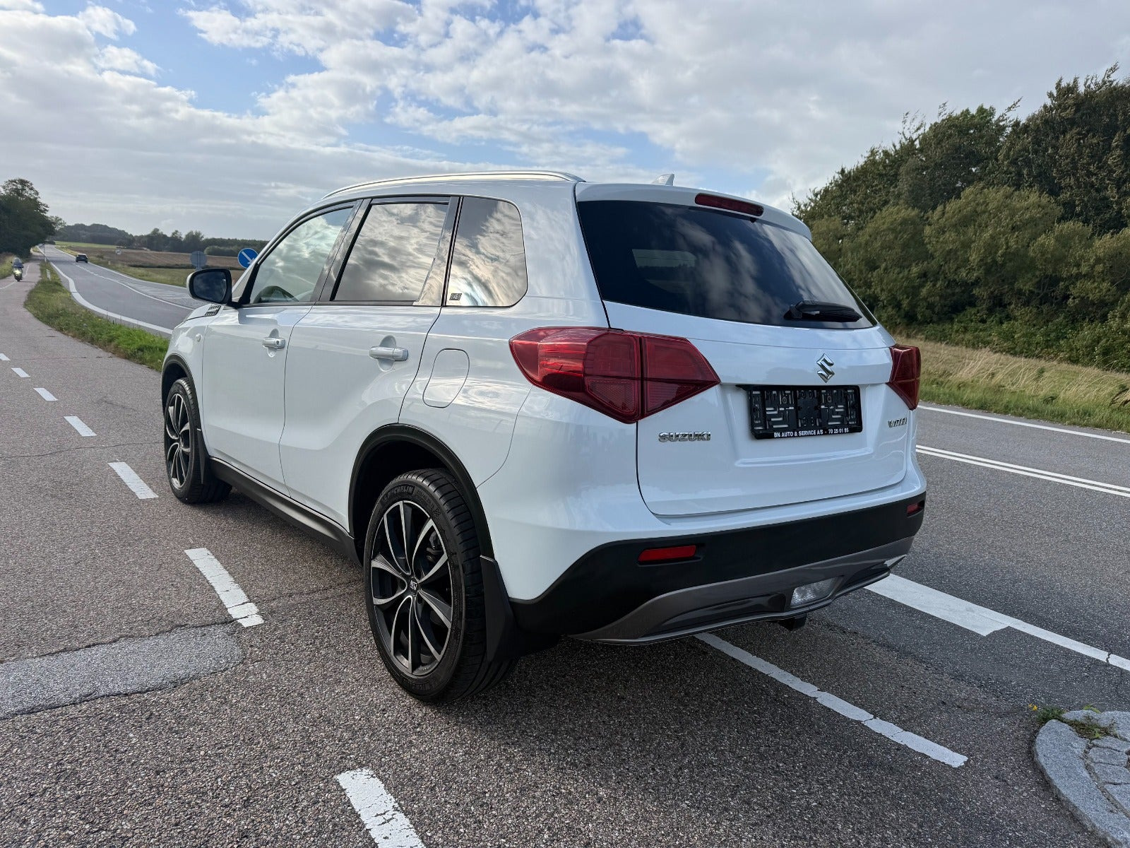 Hvid Suzuki Vitara fra 2019