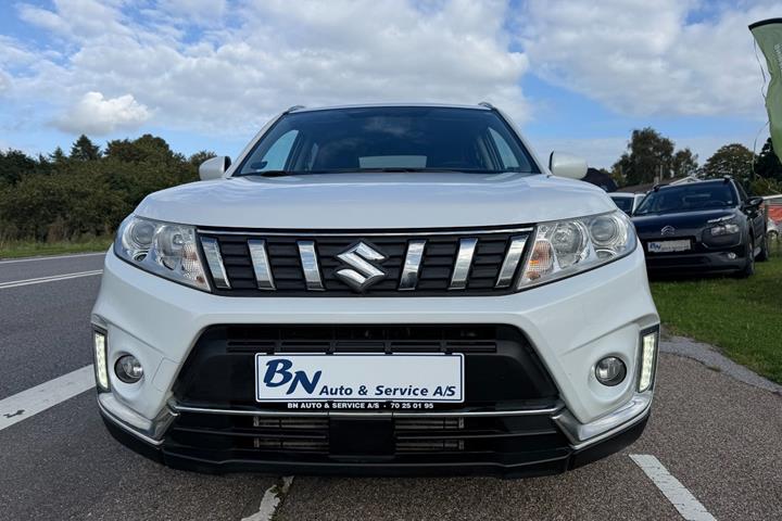 Hvid Suzuki Vitara fra 2019