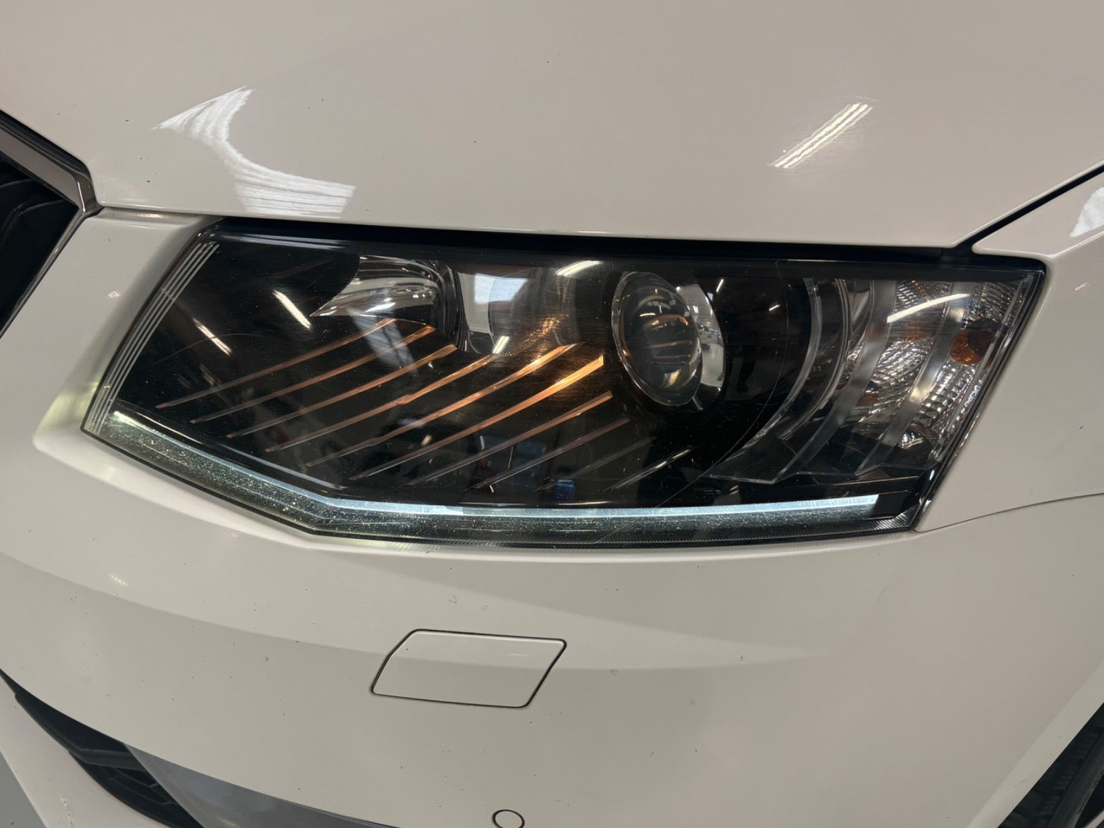 Grøn Skoda Octavia fra 2014