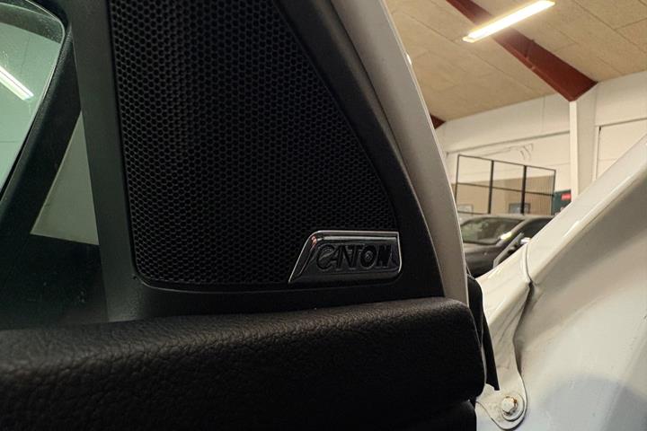 Grøn Skoda Octavia fra 2014