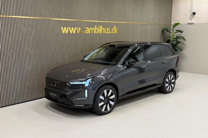 Grå Volvo EX90 fra 2025