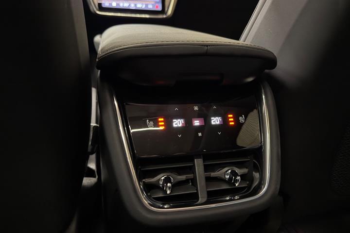 Grå Volvo EX90 fra 2025