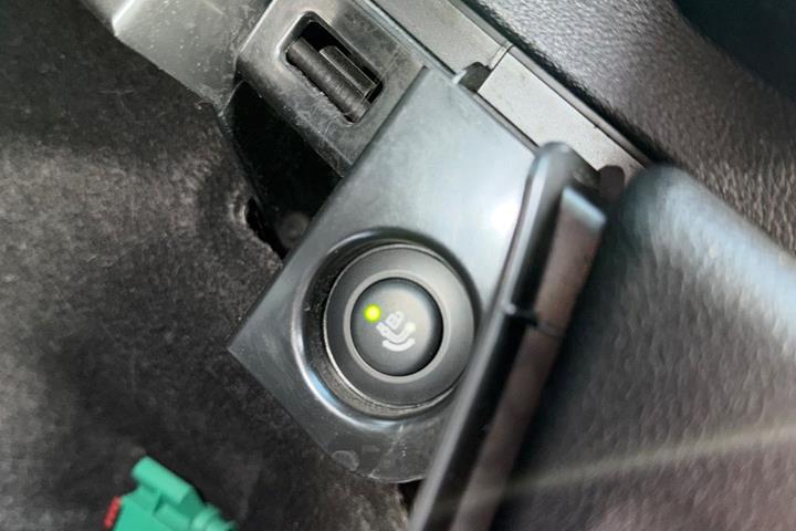 Blå BMW iX3 fra 2021