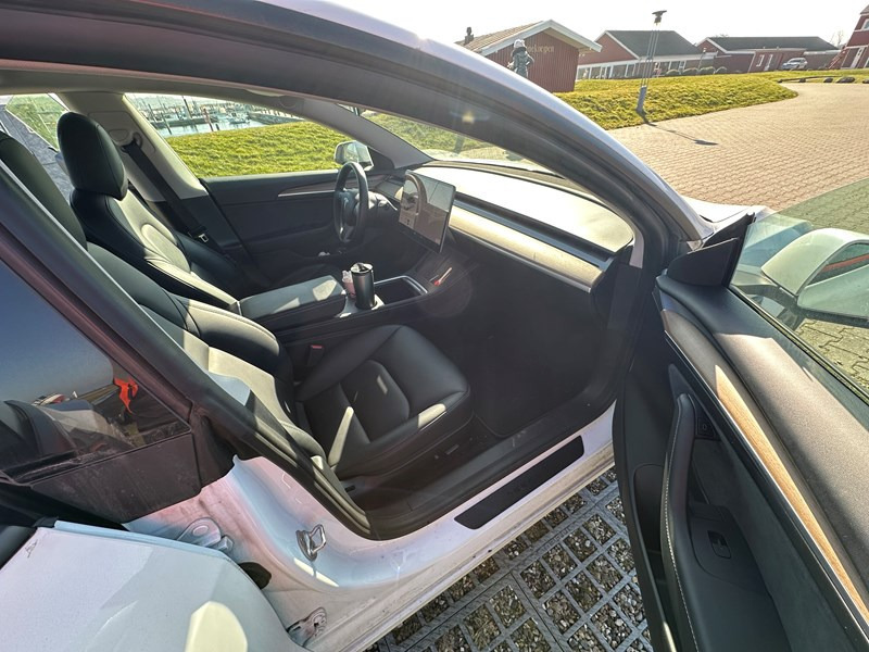 undefined Tesla Model 3 fra 2021