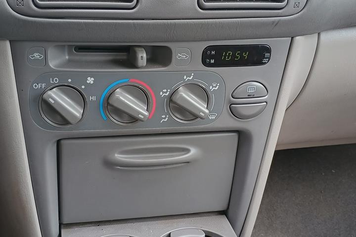 undefined Toyota Corolla fra 1998