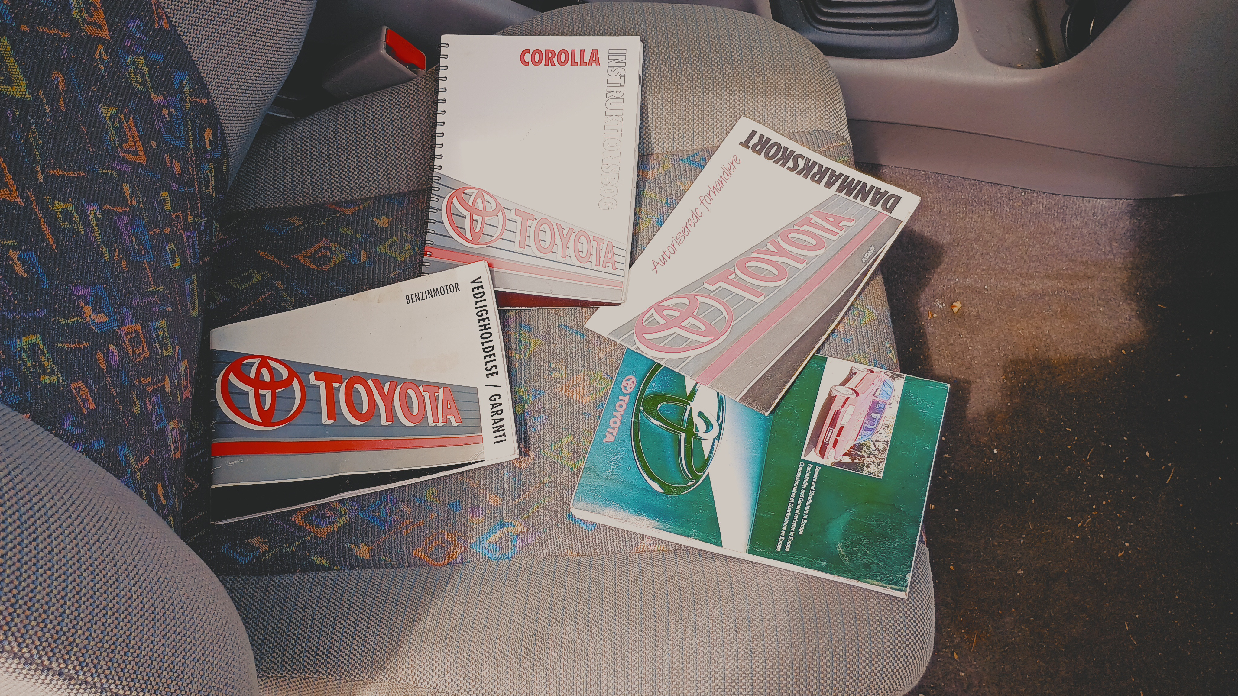 undefined Toyota Corolla fra 1998