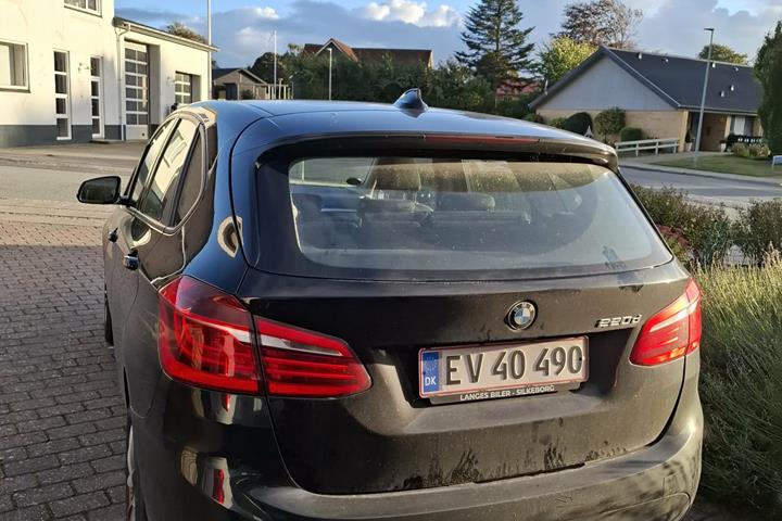 Sort BMW 2-Serie fra 2017